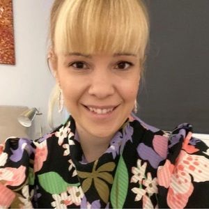 Meet your Posher, Julia